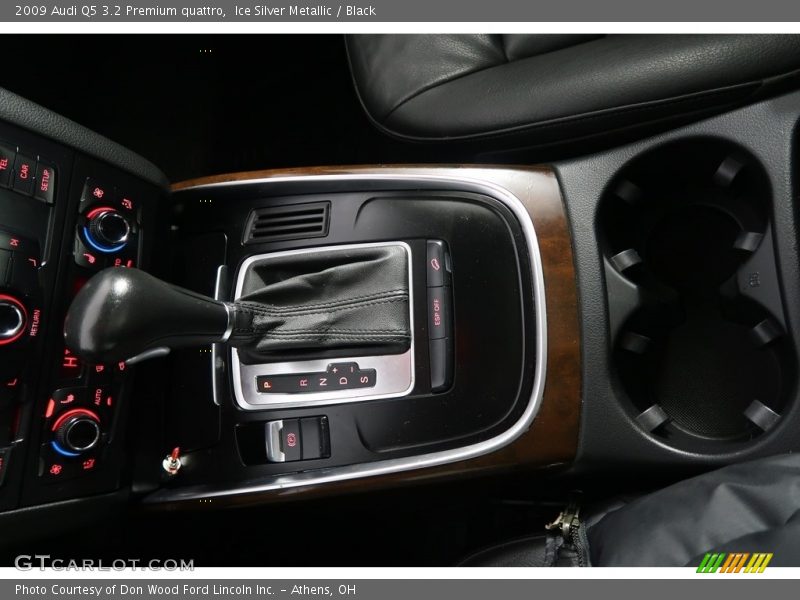 Ice Silver Metallic / Black 2009 Audi Q5 3.2 Premium quattro
