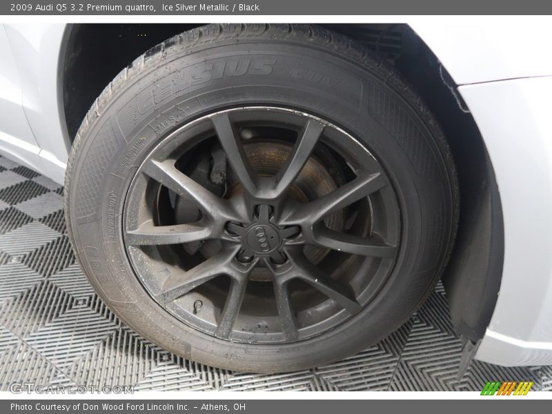 Ice Silver Metallic / Black 2009 Audi Q5 3.2 Premium quattro