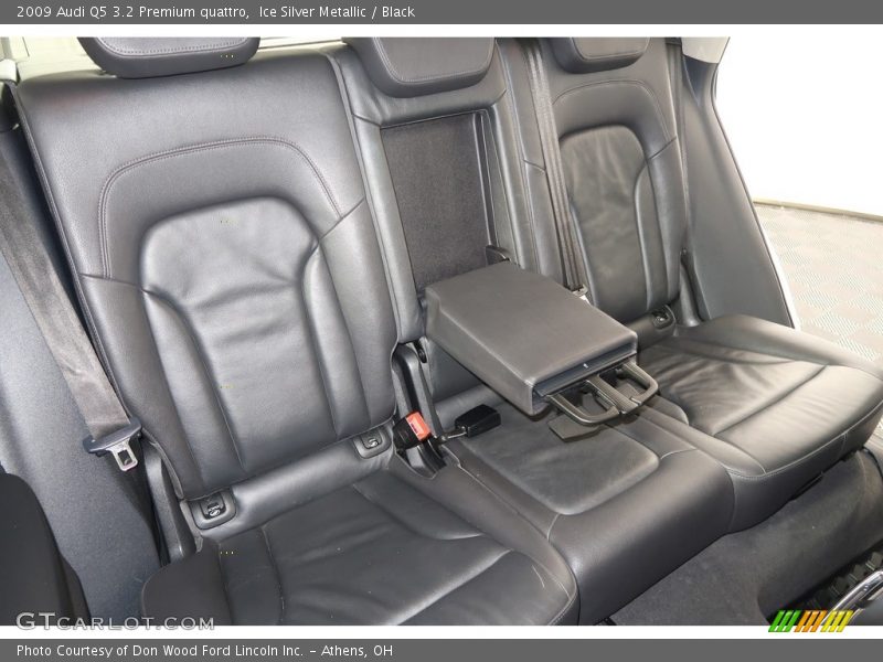 Ice Silver Metallic / Black 2009 Audi Q5 3.2 Premium quattro