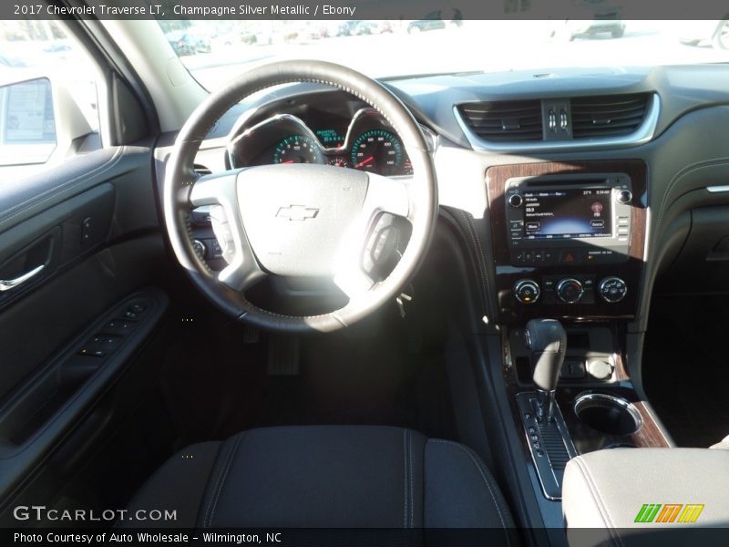 Champagne Silver Metallic / Ebony 2017 Chevrolet Traverse LT