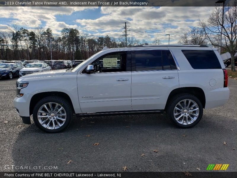 Iridescent Pearl Tricoat / Jet Black/Mahogany 2019 Chevrolet Tahoe Premier 4WD