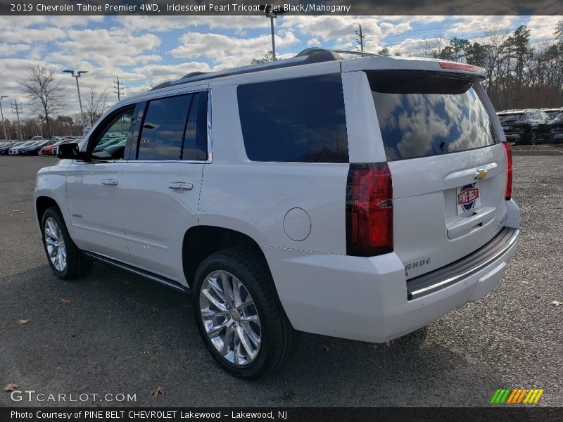 Iridescent Pearl Tricoat / Jet Black/Mahogany 2019 Chevrolet Tahoe Premier 4WD