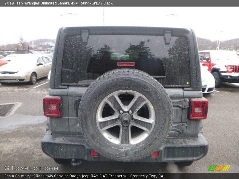 Sting-Gray / Black 2019 Jeep Wrangler Unlimited Sahara 4x4