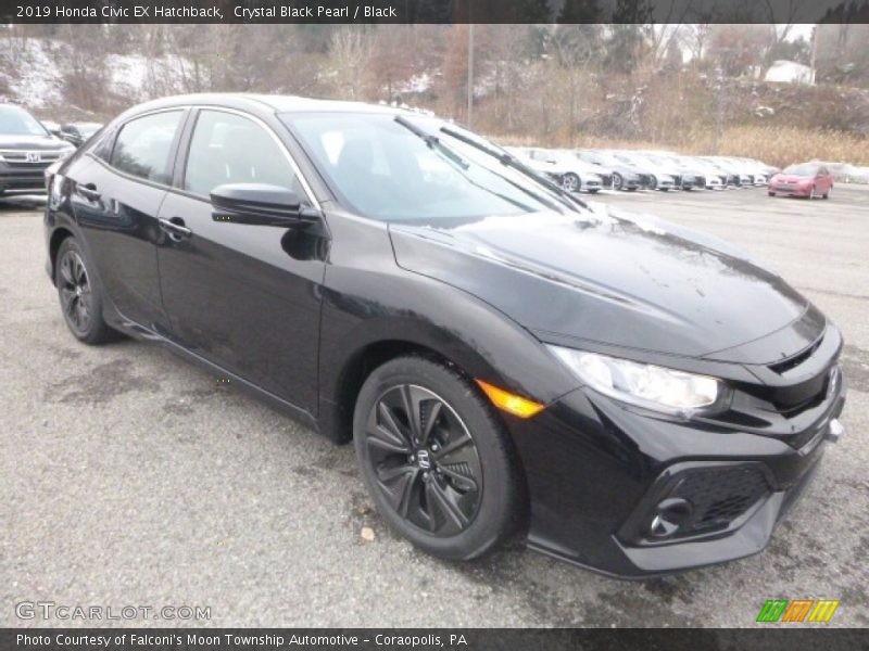 Front 3/4 View of 2019 Civic EX Hatchback
