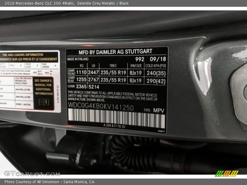 Selenite Grey Metallic / Black 2019 Mercedes-Benz GLC 300 4Matic