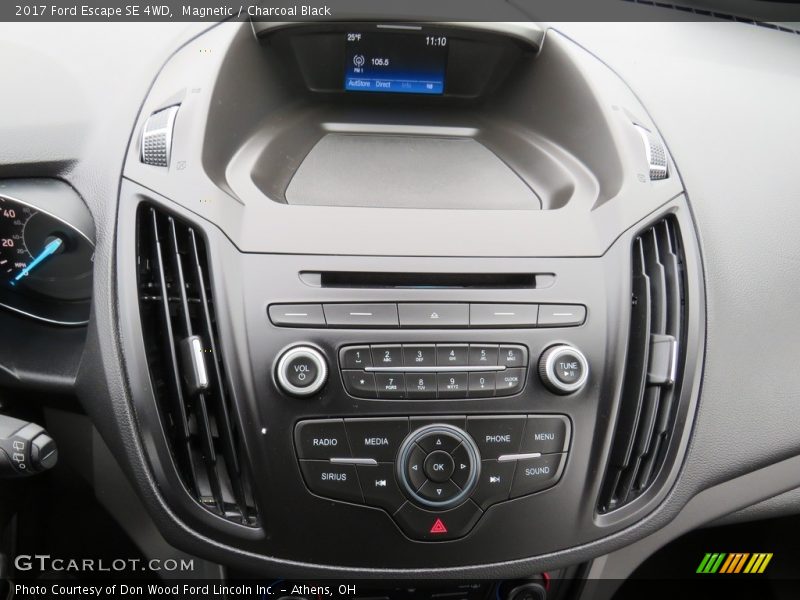 Magnetic / Charcoal Black 2017 Ford Escape SE 4WD