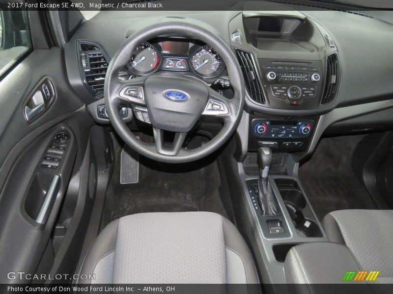 Magnetic / Charcoal Black 2017 Ford Escape SE 4WD