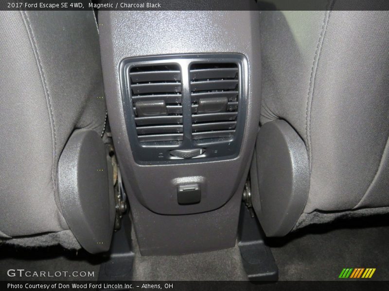 Magnetic / Charcoal Black 2017 Ford Escape SE 4WD