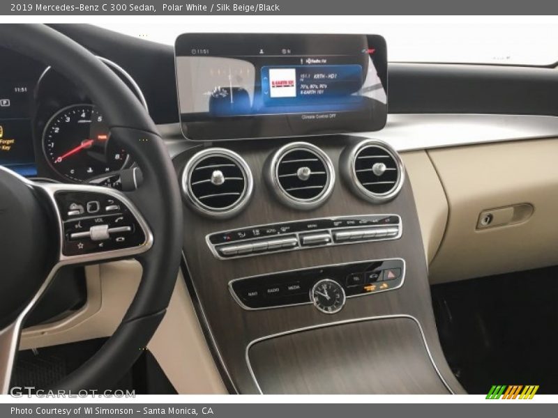 Polar White / Silk Beige/Black 2019 Mercedes-Benz C 300 Sedan
