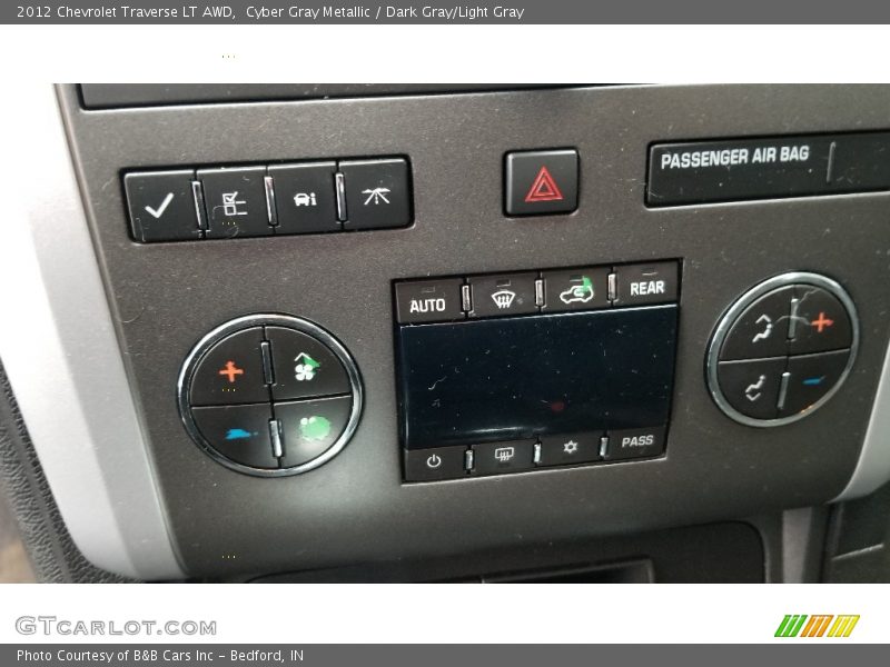 Cyber Gray Metallic / Dark Gray/Light Gray 2012 Chevrolet Traverse LT AWD