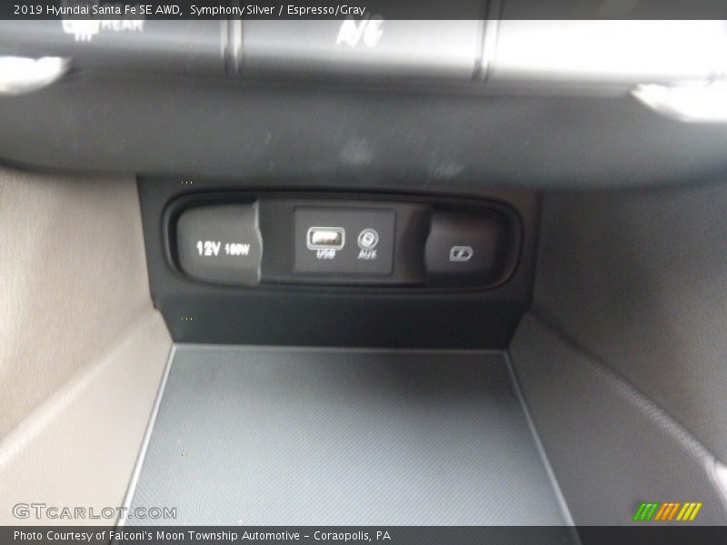 Symphony Silver / Espresso/Gray 2019 Hyundai Santa Fe SE AWD