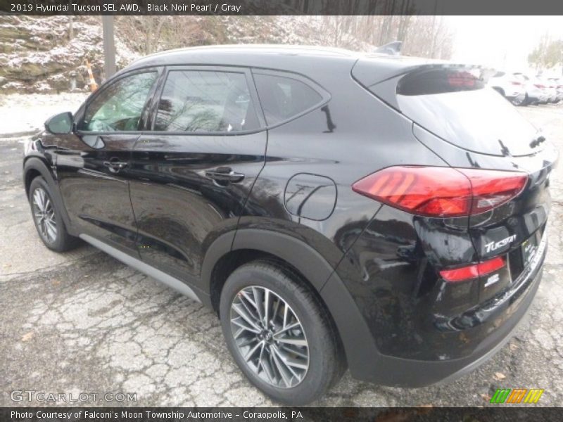 Black Noir Pearl / Gray 2019 Hyundai Tucson SEL AWD