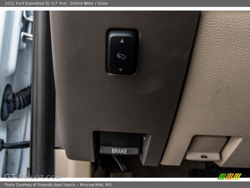 Oxford White / Stone 2012 Ford Expedition EL XLT 4x4