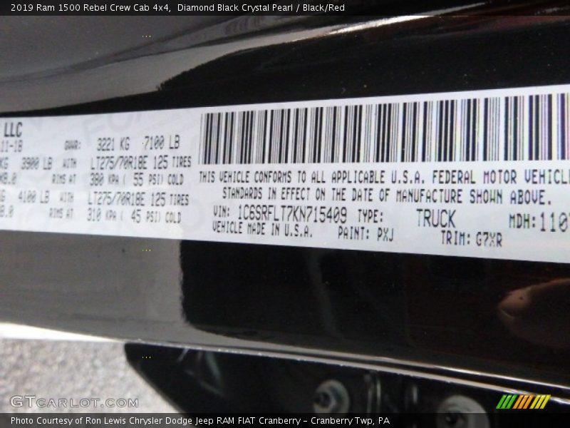 Diamond Black Crystal Pearl / Black/Red 2019 Ram 1500 Rebel Crew Cab 4x4
