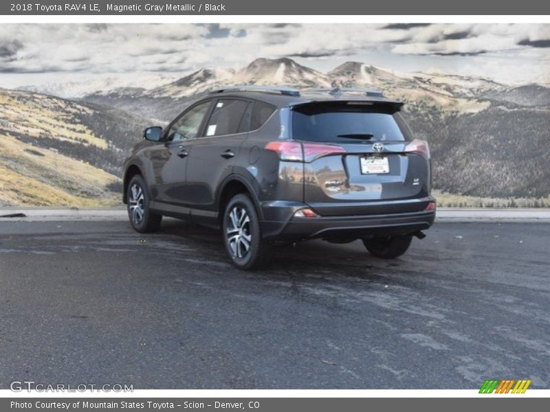 Magnetic Gray Metallic / Black 2018 Toyota RAV4 LE