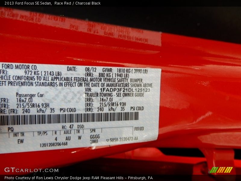 Race Red / Charcoal Black 2013 Ford Focus SE Sedan