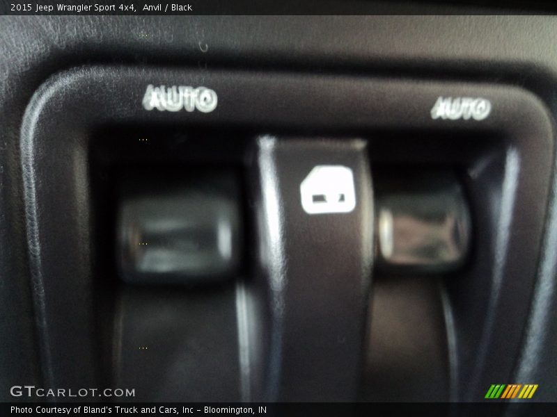 Anvil / Black 2015 Jeep Wrangler Sport 4x4