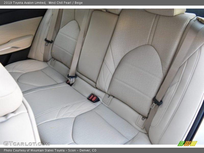 Wind Chill Pearl / Beige 2019 Toyota Avalon Limited