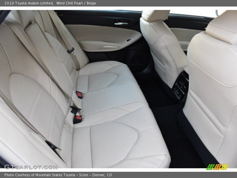Wind Chill Pearl / Beige 2019 Toyota Avalon Limited