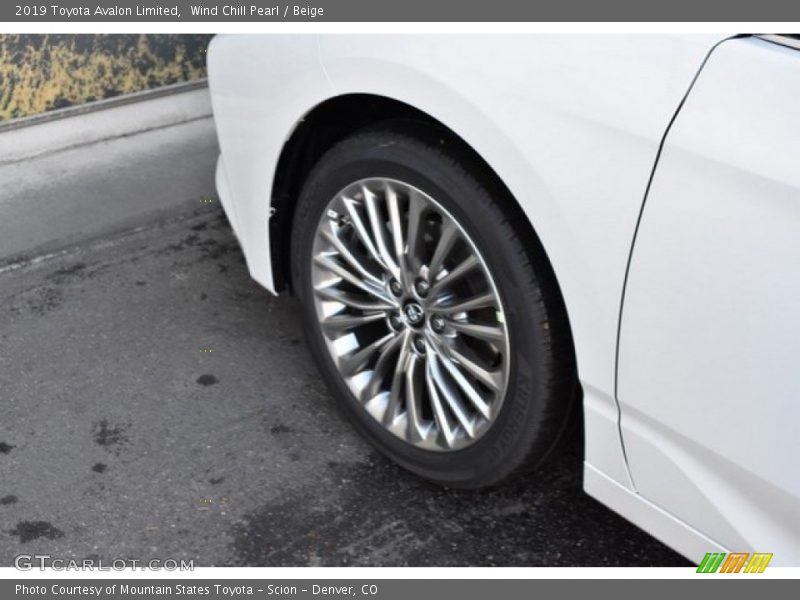 Wind Chill Pearl / Beige 2019 Toyota Avalon Limited