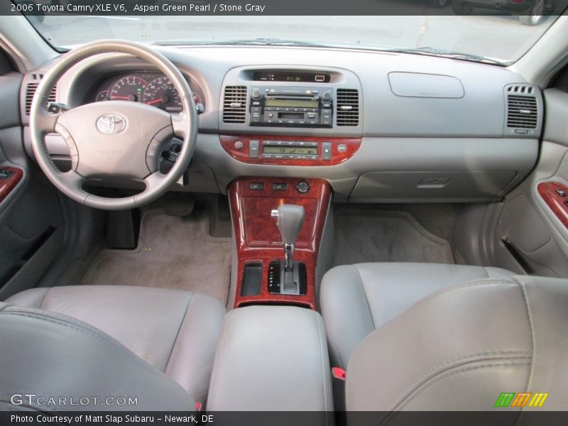 Aspen Green Pearl / Stone Gray 2006 Toyota Camry XLE V6