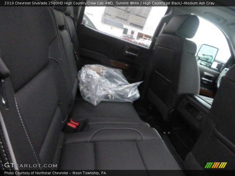 Summit White / High Country Jet Black/­Medium Ash Gray 2019 Chevrolet Silverado 2500HD High Country Crew Cab 4WD