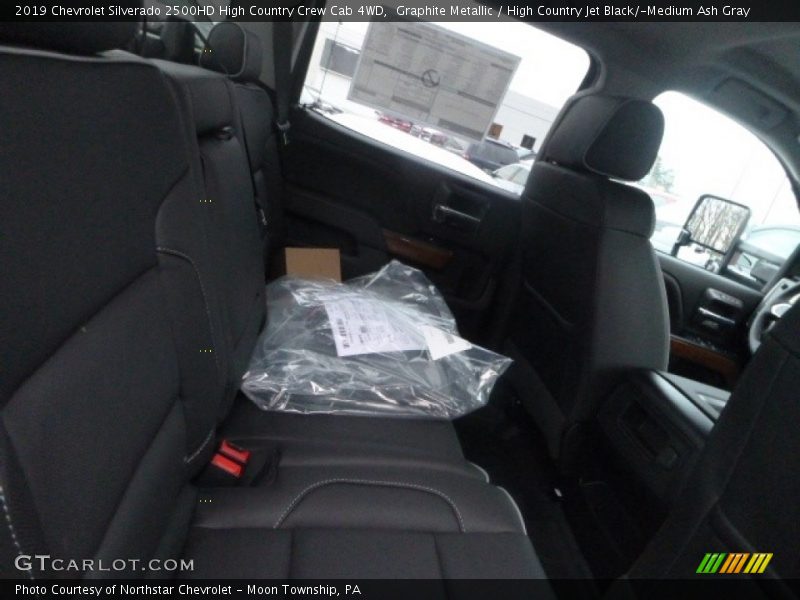 Graphite Metallic / High Country Jet Black/­Medium Ash Gray 2019 Chevrolet Silverado 2500HD High Country Crew Cab 4WD