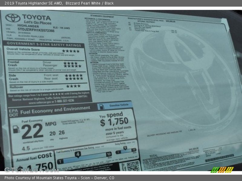 Blizzard Pearl White / Black 2019 Toyota Highlander SE AWD