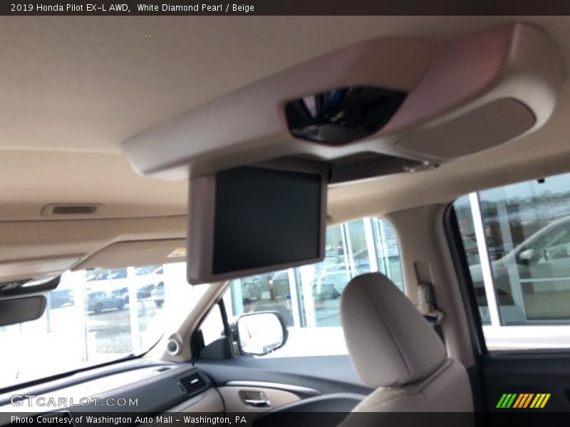 White Diamond Pearl / Beige 2019 Honda Pilot EX-L AWD