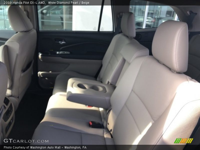 White Diamond Pearl / Beige 2019 Honda Pilot EX-L AWD