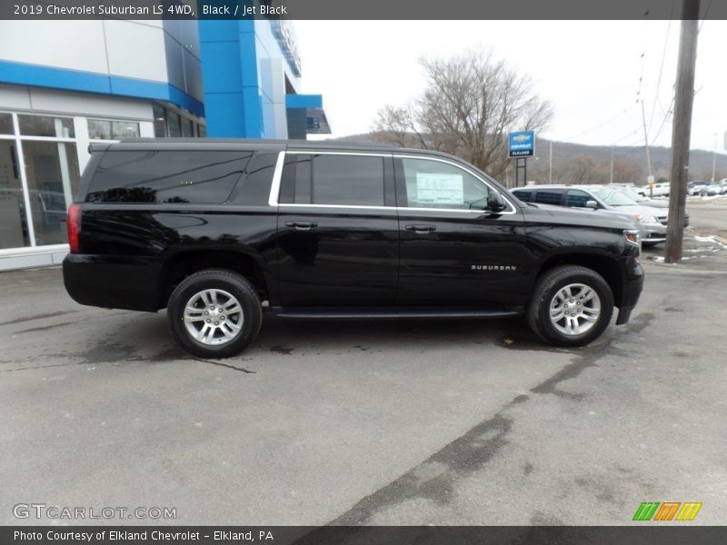 Black / Jet Black 2019 Chevrolet Suburban LS 4WD