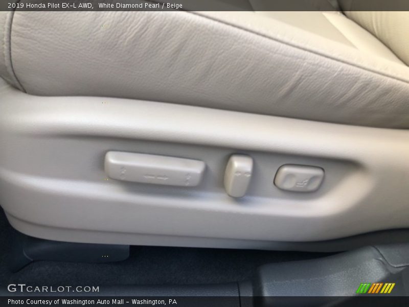 White Diamond Pearl / Beige 2019 Honda Pilot EX-L AWD