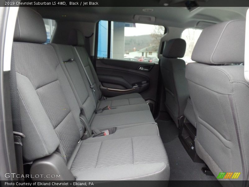 Black / Jet Black 2019 Chevrolet Suburban LS 4WD