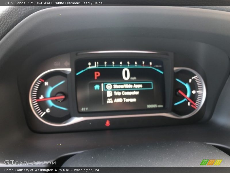 White Diamond Pearl / Beige 2019 Honda Pilot EX-L AWD