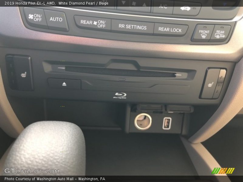 White Diamond Pearl / Beige 2019 Honda Pilot EX-L AWD