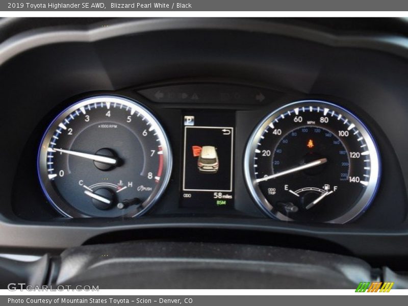 Blizzard Pearl White / Black 2019 Toyota Highlander SE AWD