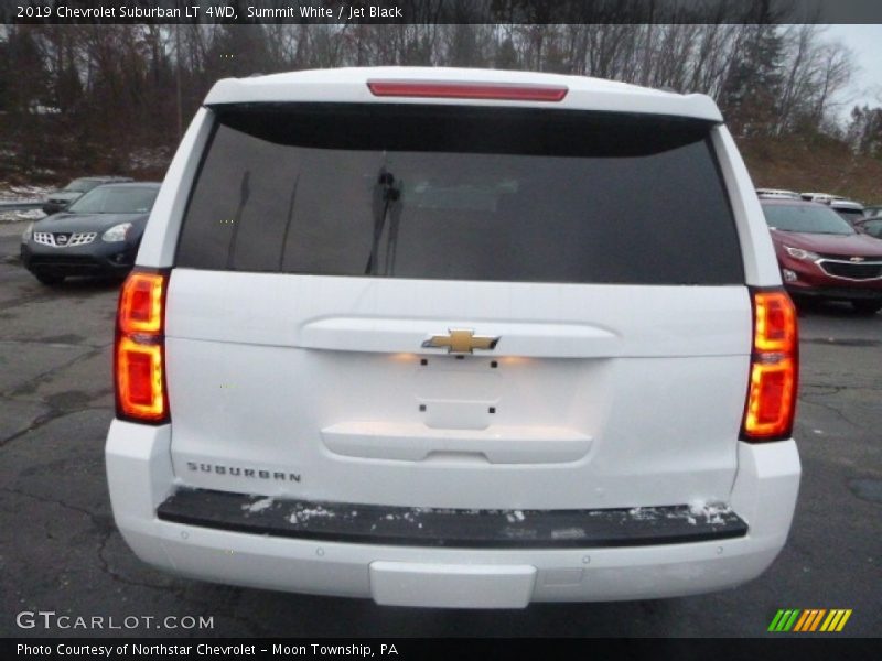 Summit White / Jet Black 2019 Chevrolet Suburban LT 4WD