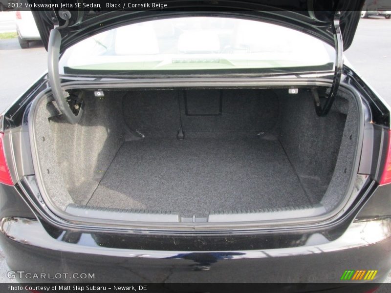 Black / Cornsilk Beige 2012 Volkswagen Jetta SE Sedan