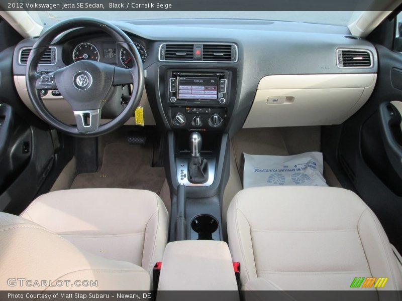 Black / Cornsilk Beige 2012 Volkswagen Jetta SE Sedan