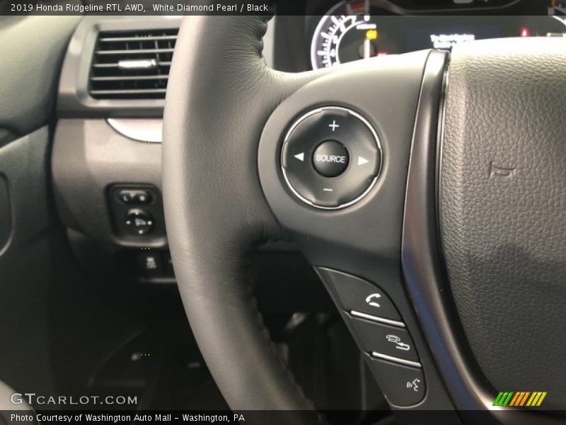  2019 Ridgeline RTL AWD Steering Wheel