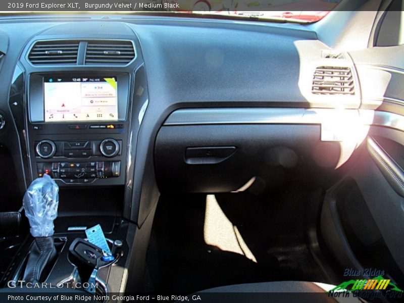 Burgundy Velvet / Medium Black 2019 Ford Explorer XLT