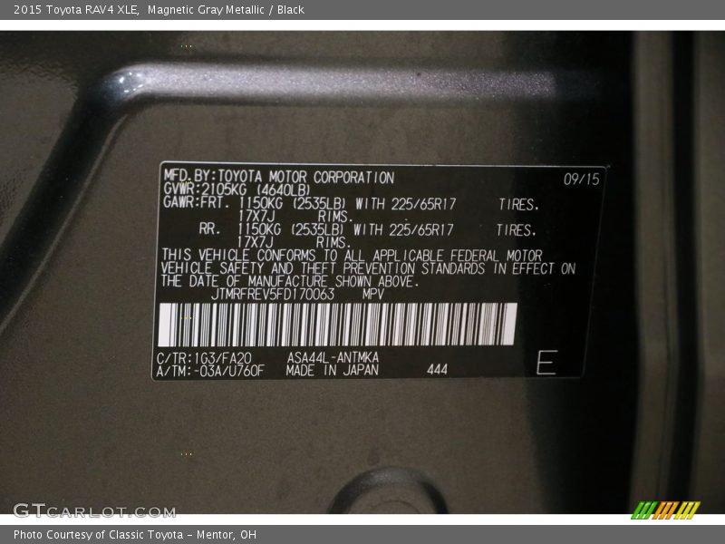 Magnetic Gray Metallic / Black 2015 Toyota RAV4 XLE