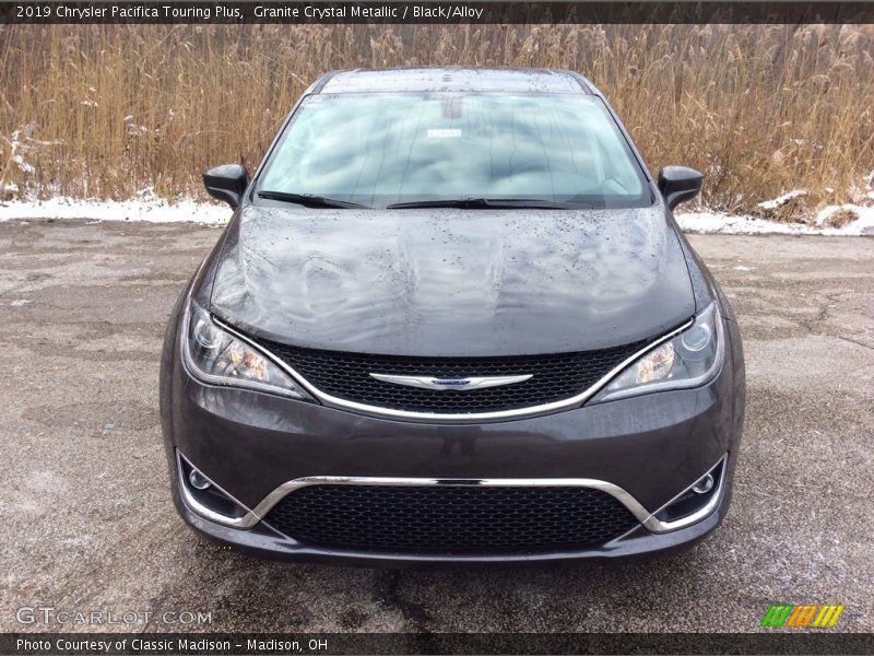 Granite Crystal Metallic / Black/Alloy 2019 Chrysler Pacifica Touring Plus