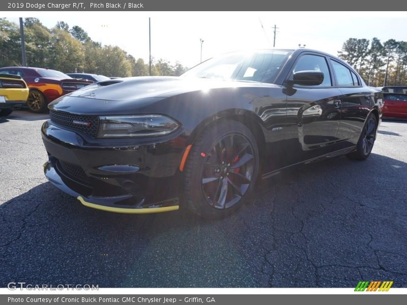 Pitch Black / Black 2019 Dodge Charger R/T