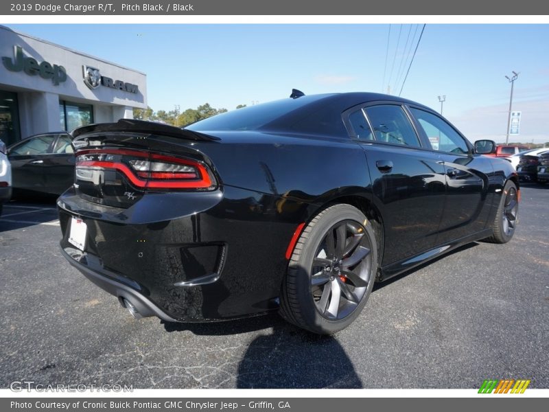 Pitch Black / Black 2019 Dodge Charger R/T