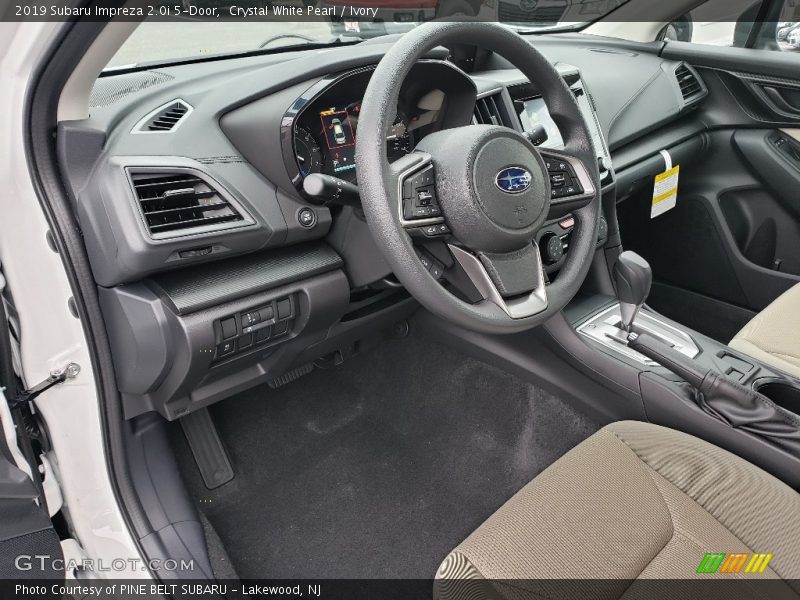 Crystal White Pearl / Ivory 2019 Subaru Impreza 2.0i 5-Door
