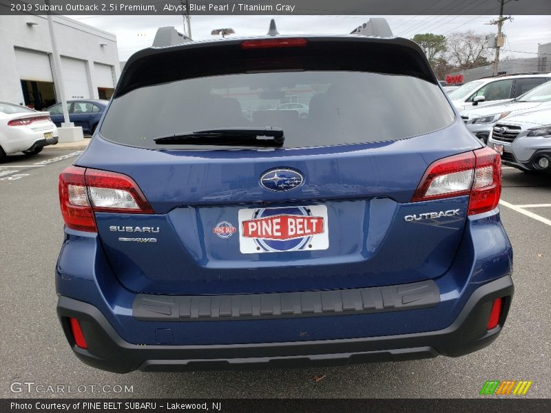 Abyss Blue Pearl / Titanium Gray 2019 Subaru Outback 2.5i Premium