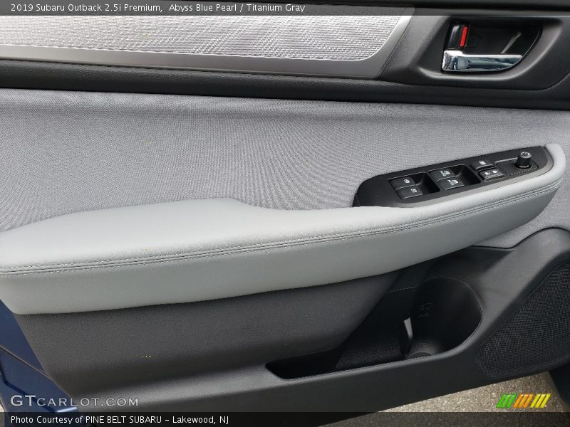 Abyss Blue Pearl / Titanium Gray 2019 Subaru Outback 2.5i Premium