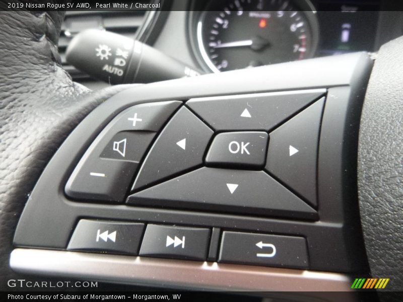 Pearl White / Charcoal 2019 Nissan Rogue SV AWD