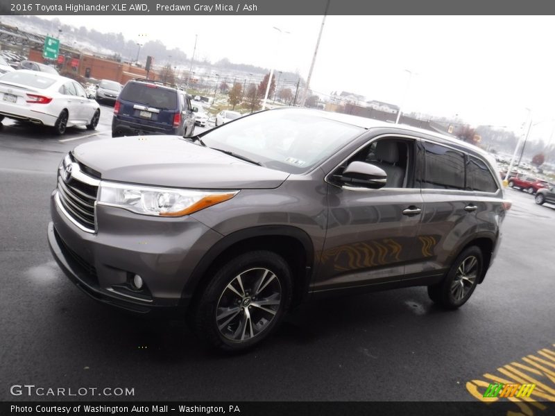 Predawn Gray Mica / Ash 2016 Toyota Highlander XLE AWD